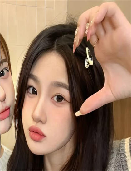 三年成全免费观看大全爱奇艺_最美情侣韩国片免费观看_住我对面的小哥哥电视剧免费观看