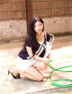 99久久人妻精品无码二区-车里扒开奶罩揉吮奶头免费A片