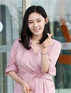 黑丝美女腿夹棒-大白鲨2